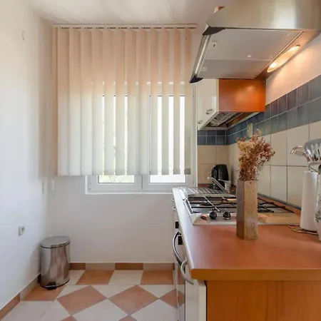 Anto - Sea View Apartament *
